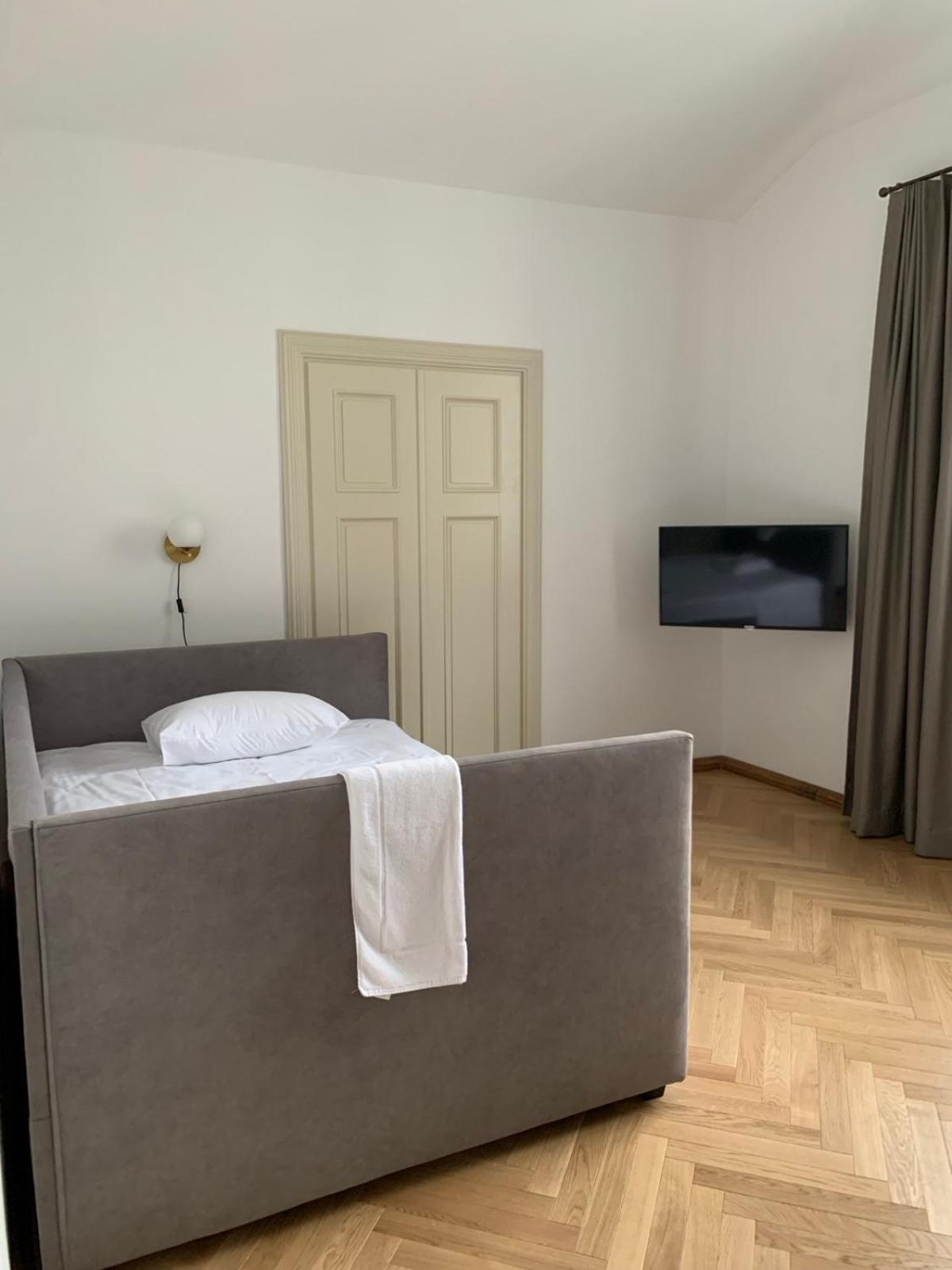 Kaunas Embassy Apartments Quarto foto